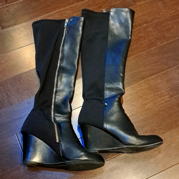 Womens high boots - Picture 2 of 2